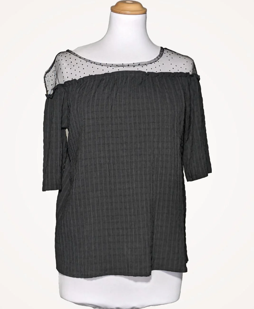 MOLLY BRACKEN - Image 3